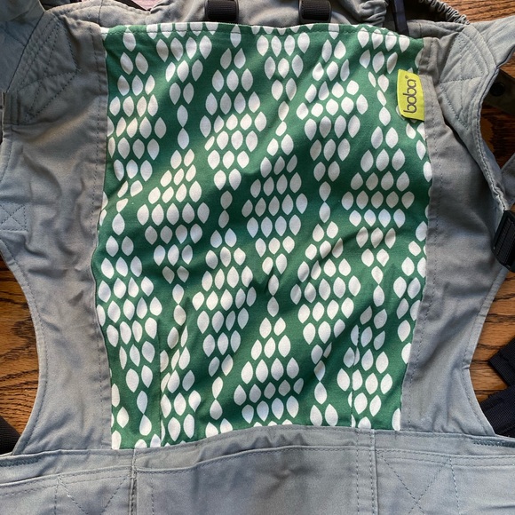 Boba Other - Boba Classic 4G Organic Carrier Verde with Boba Carrier Stuff Sack.